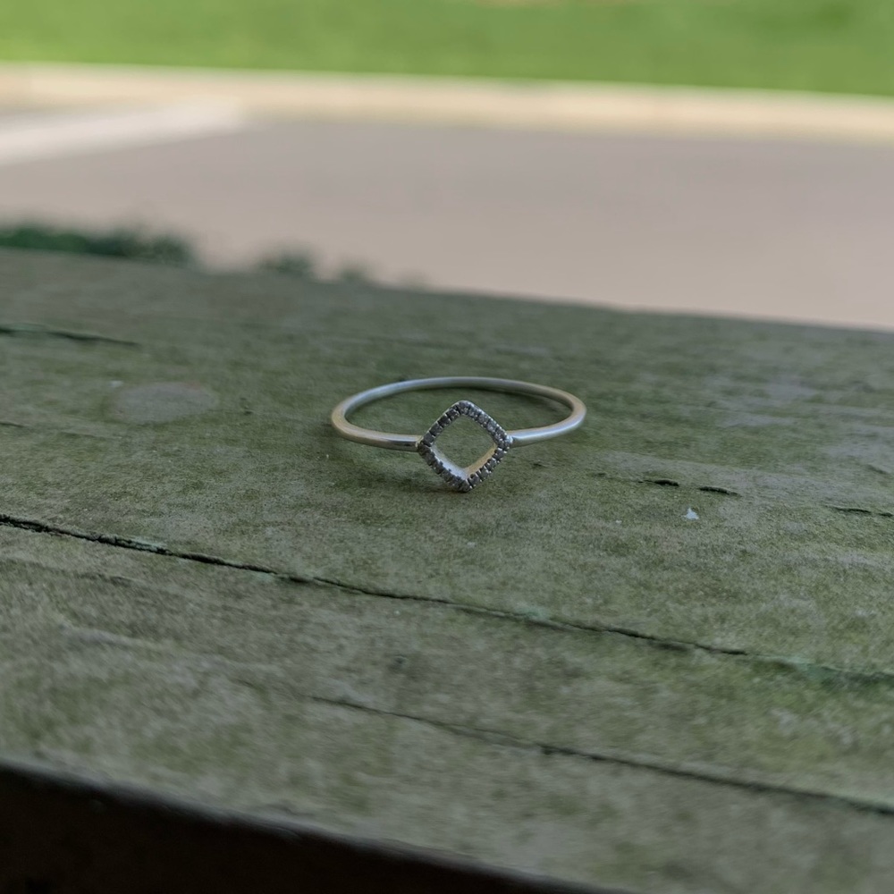 14k White Gold Fashion Ring